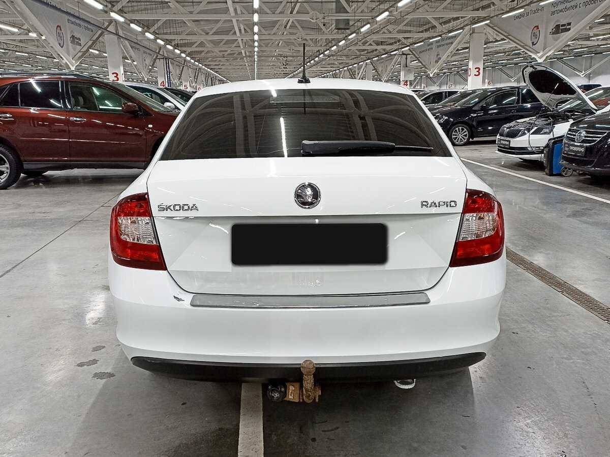 Купить Skoda Rapid с пробегом. Фото: #5