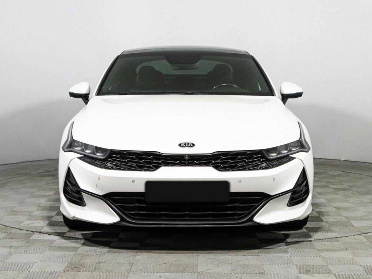 Купить Kia K5 с пробегом. Фото: #1
