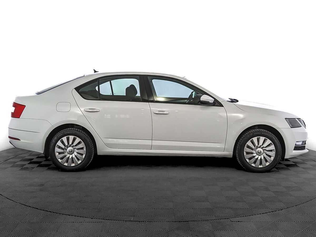 Купить Skoda Octavia с пробегом. Фото: #3