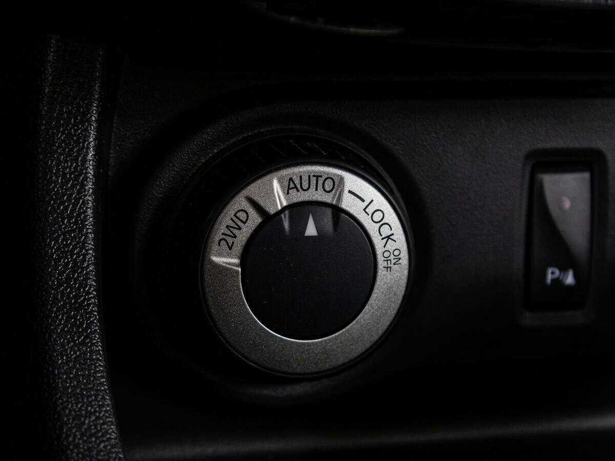 Купить Nissan Terrano с пробегом. Фото: #14