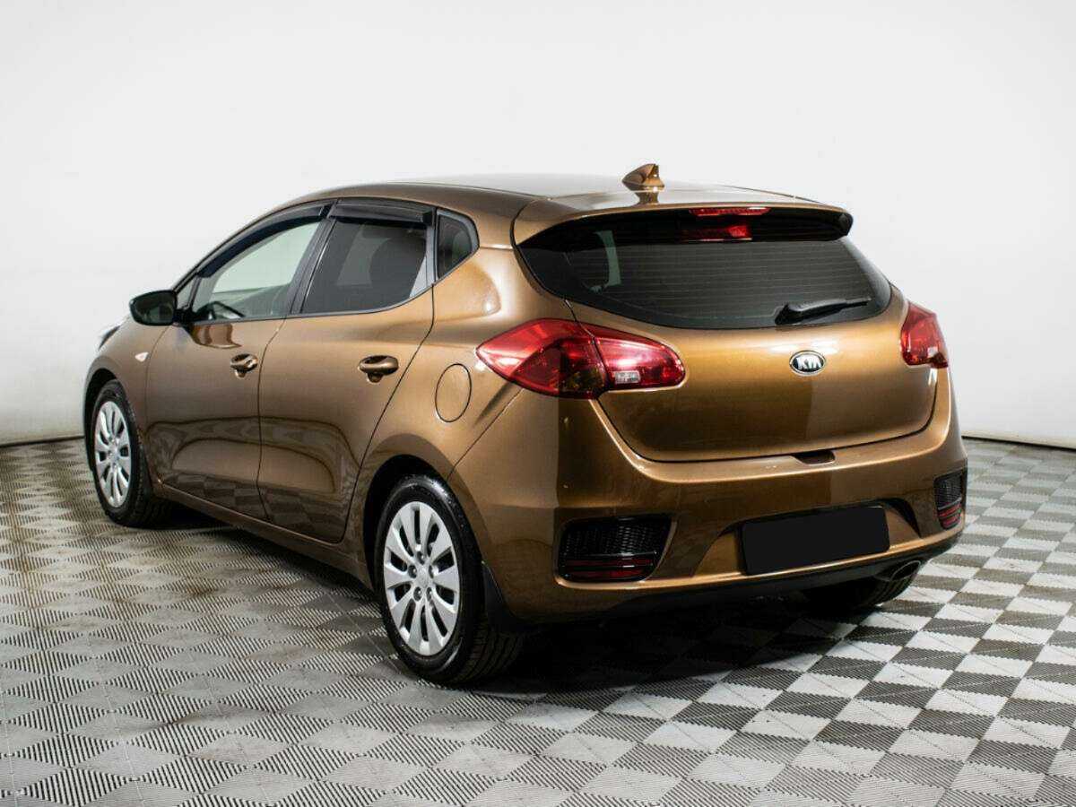 Купить Kia Ceed с пробегом. Фото: #6