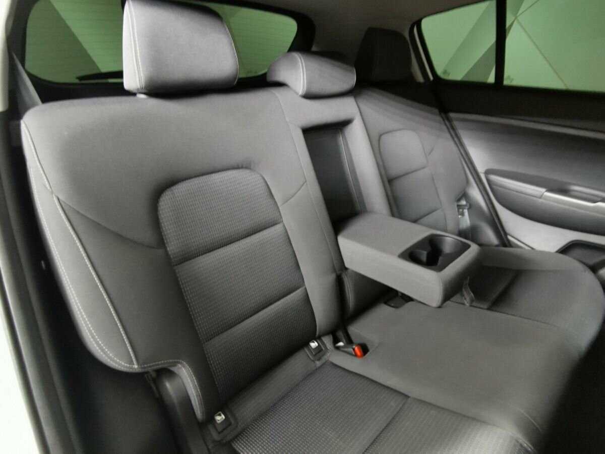 Купить Kia Sportage с пробегом. Фото: #12