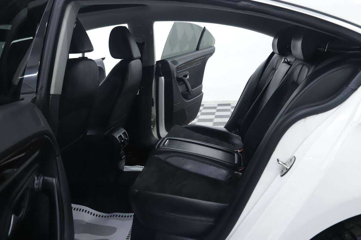 Купить Volkswagen Passat CC с пробегом. Фото: #18