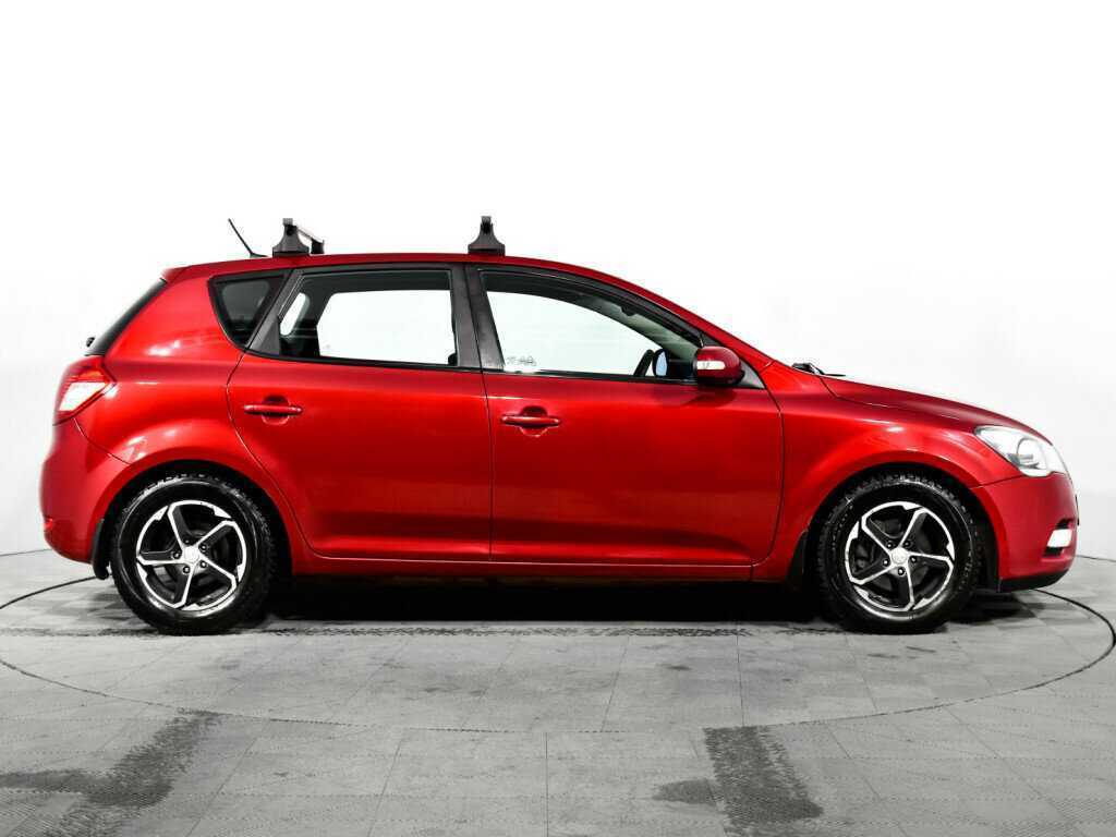 Купить Kia Ceed с пробегом. Фото: #3