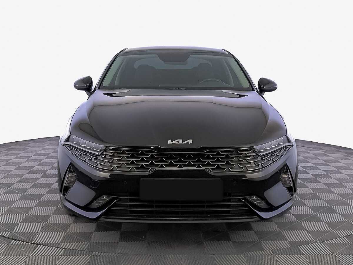 Купить Kia K5 с пробегом. Фото: #1