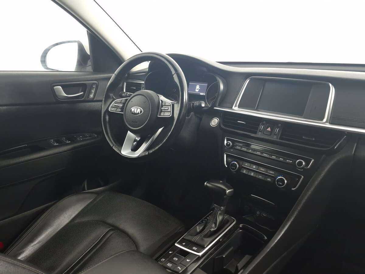 Купить Kia Optima с пробегом. Фото: #10