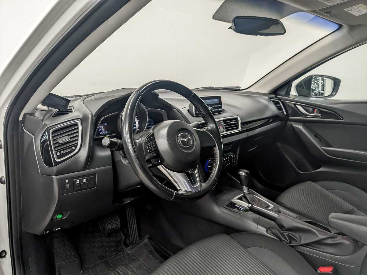 Купить Mazda 3 с пробегом. Фото: #15