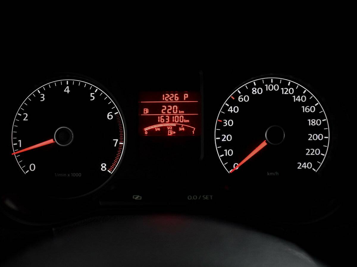 Купить Volkswagen Polo с пробегом. Фото: #15