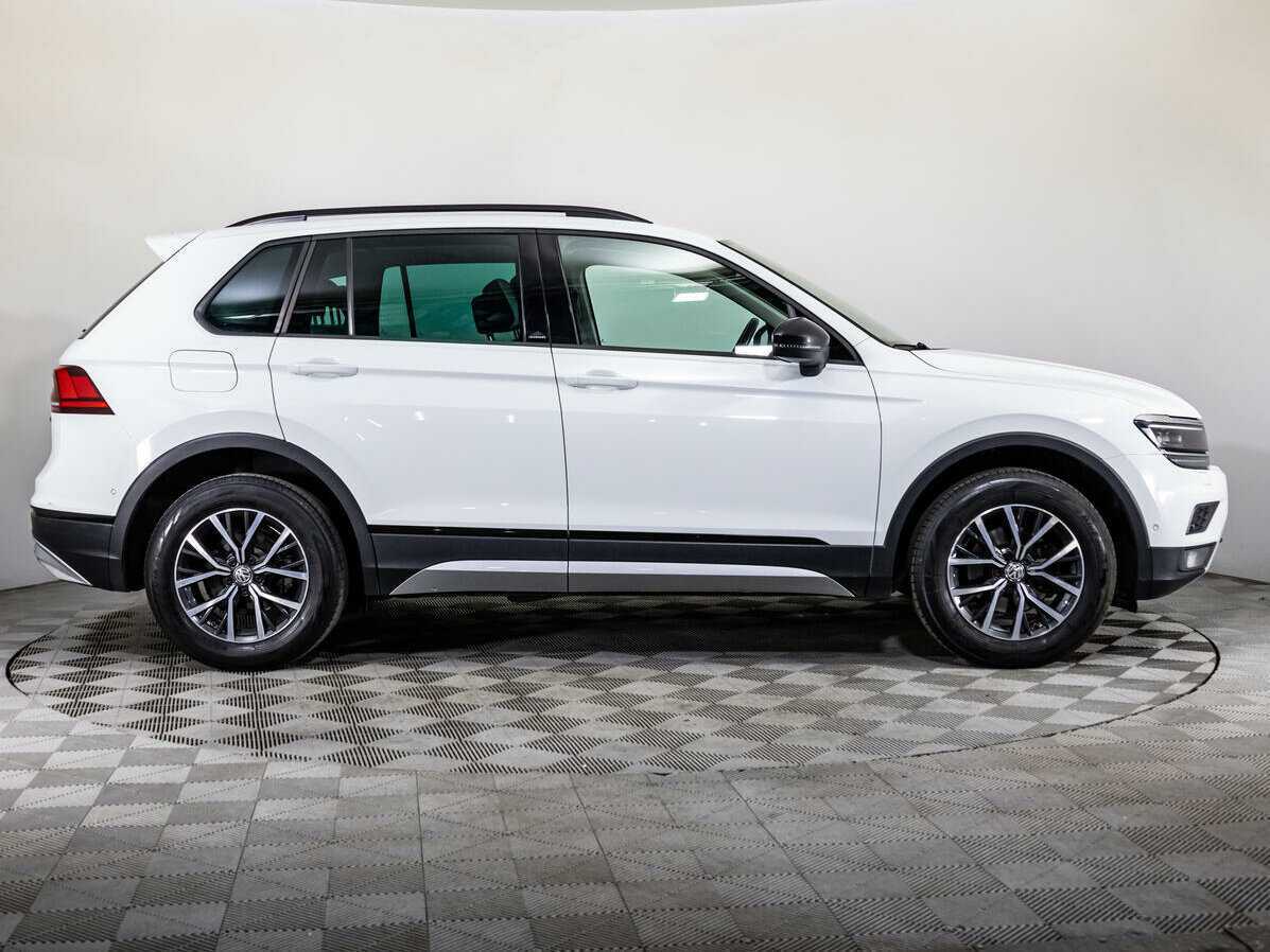 Купить Volkswagen Tiguan с пробегом. Фото: #3