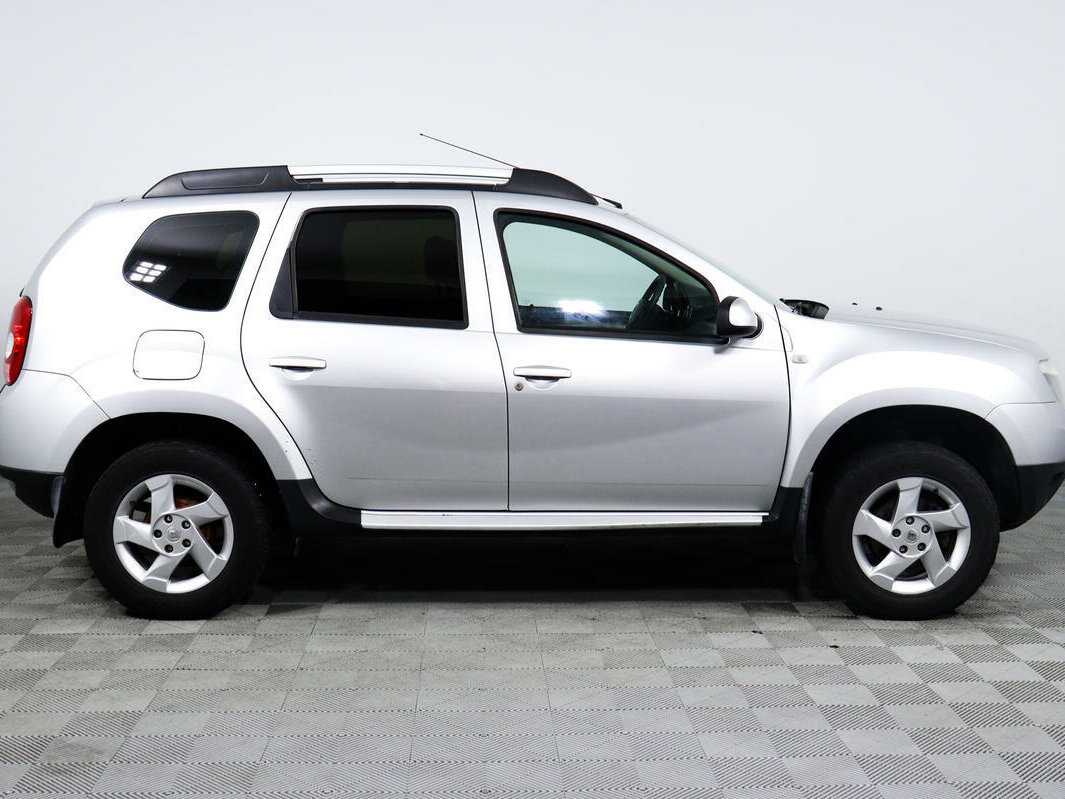Купить Renault Duster с пробегом. Фото: #3