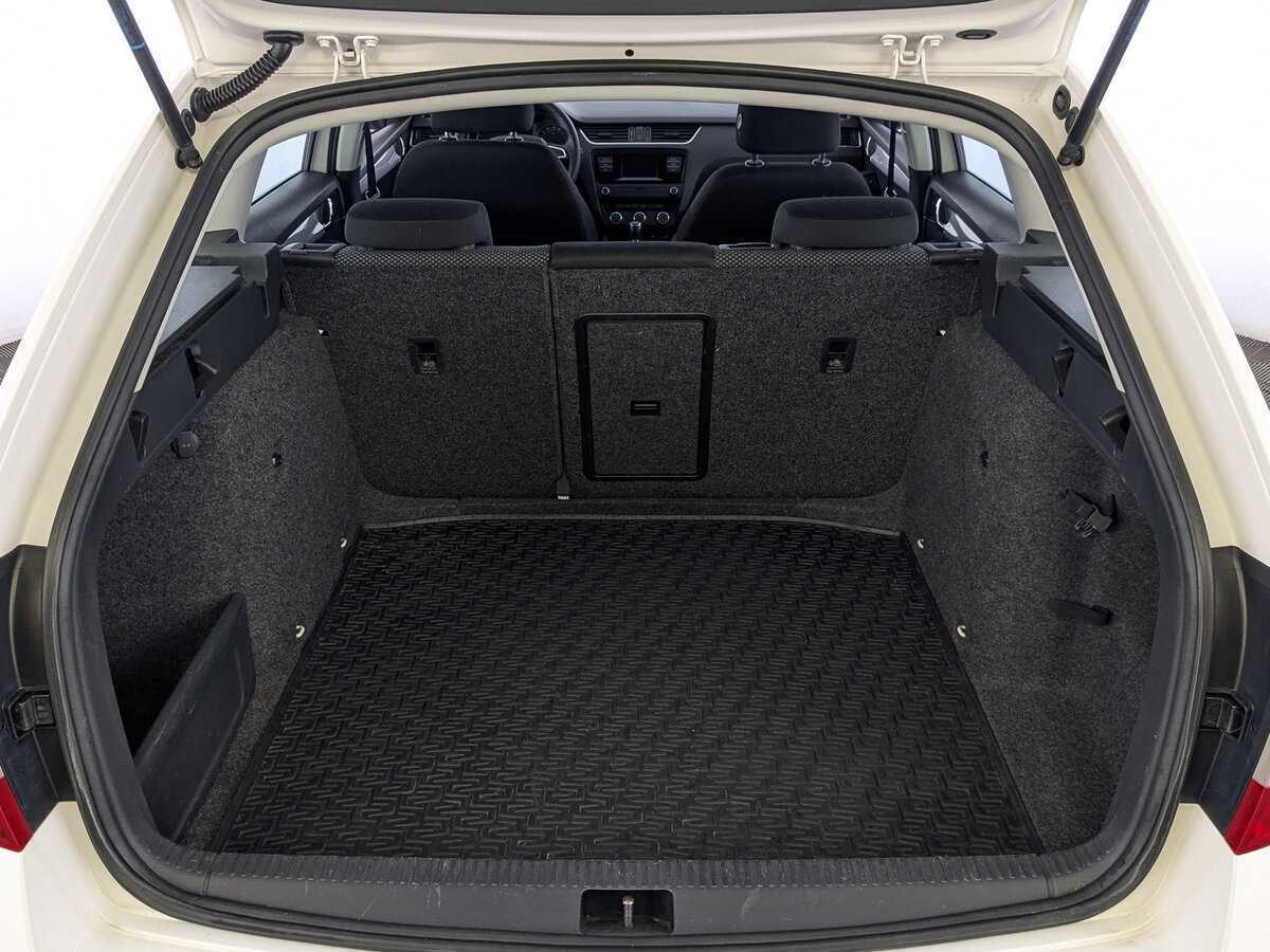 Купить Skoda Octavia с пробегом. Фото: #9