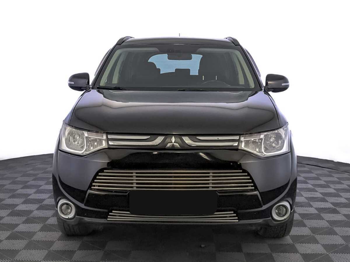 Купить Mitsubishi Outlander с пробегом. Фото: #1