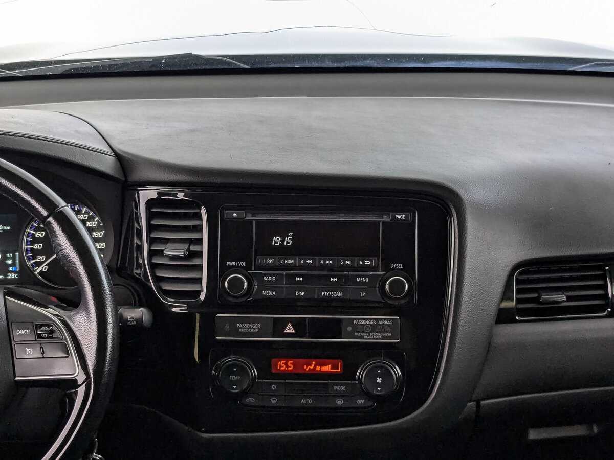 Купить Mitsubishi Outlander с пробегом. Фото: #12