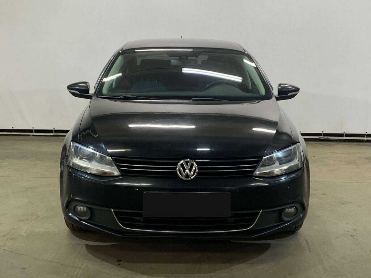 Купить Volkswagen Jetta с пробегом. Фото: #1
