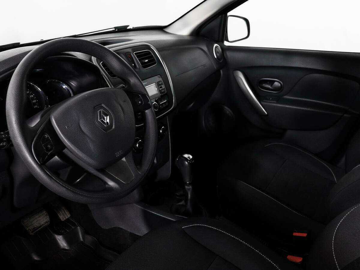 Купить Renault Sandero с пробегом. Фото: #6
