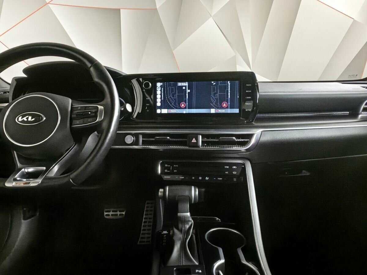 Купить Kia K5 с пробегом. Фото: #10