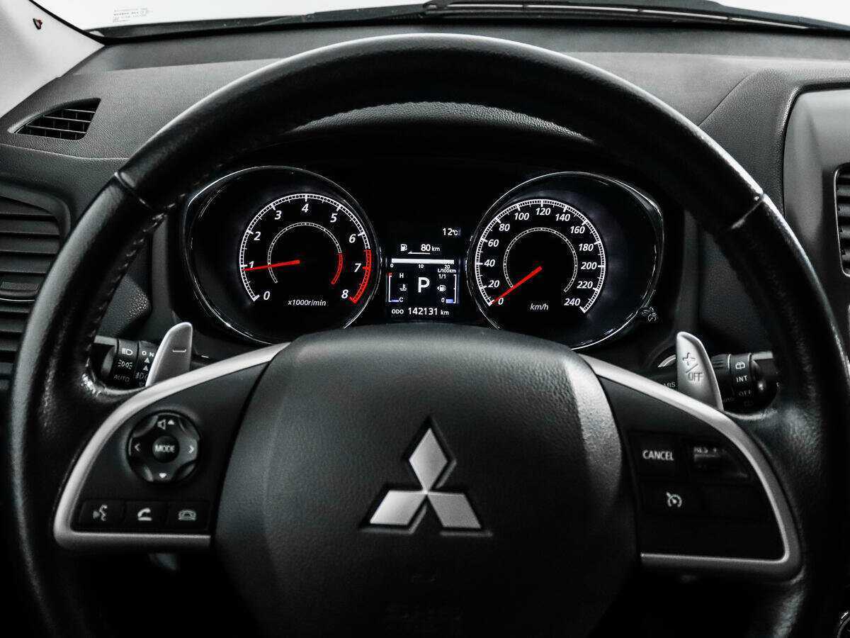 Купить Mitsubishi ASX с пробегом. Фото: #17