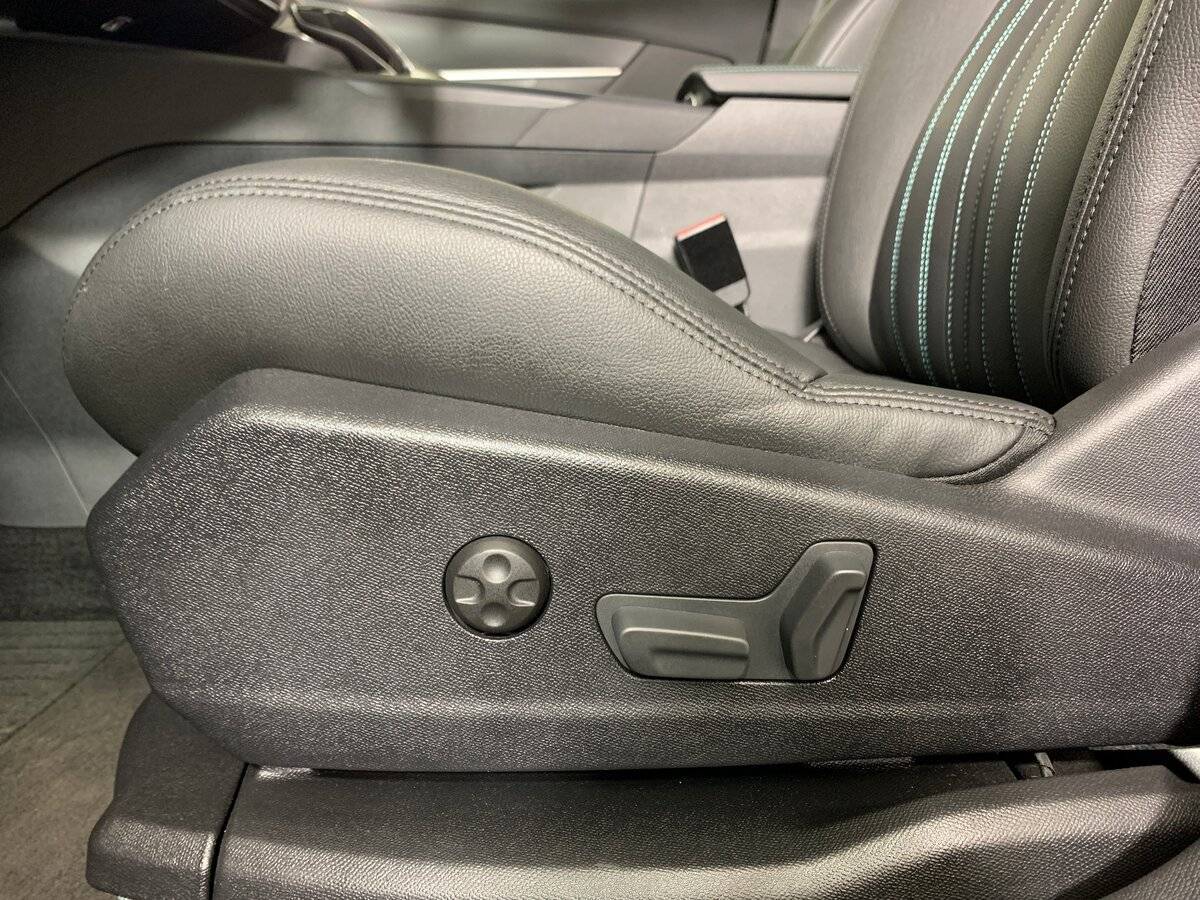 Купить Peugeot 4008 с пробегом. Фото: #15