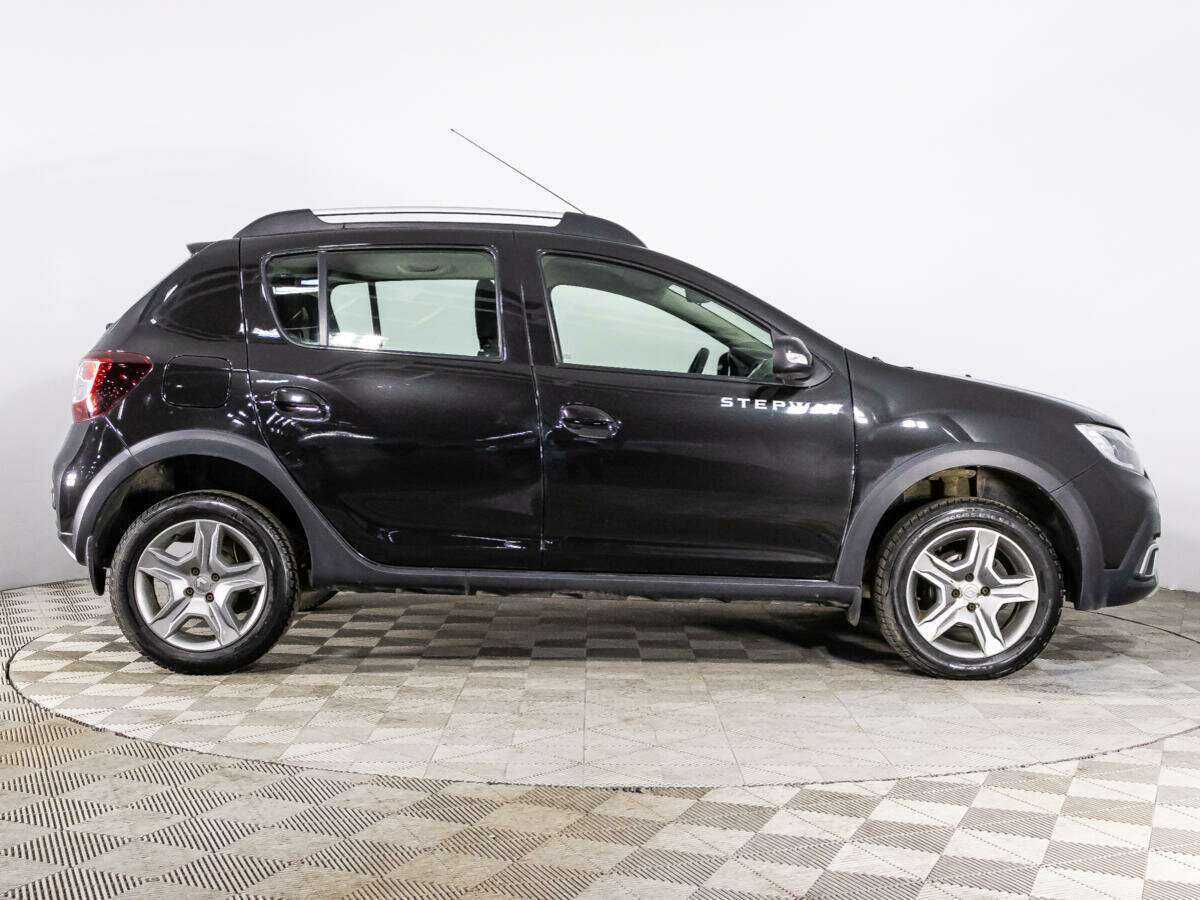 Купить Renault Sandero с пробегом. Фото: #3