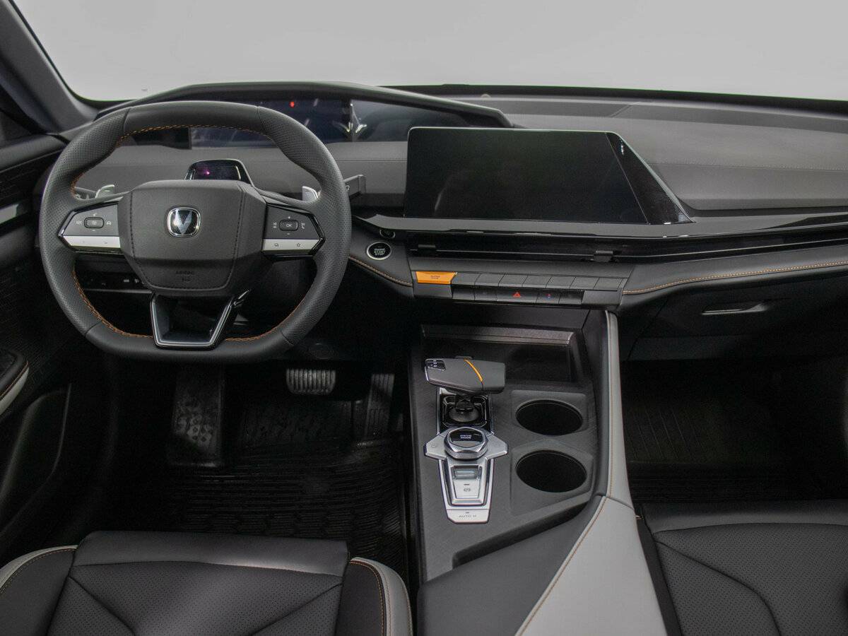 Купить Changan UNI-V с пробегом. Фото: #12