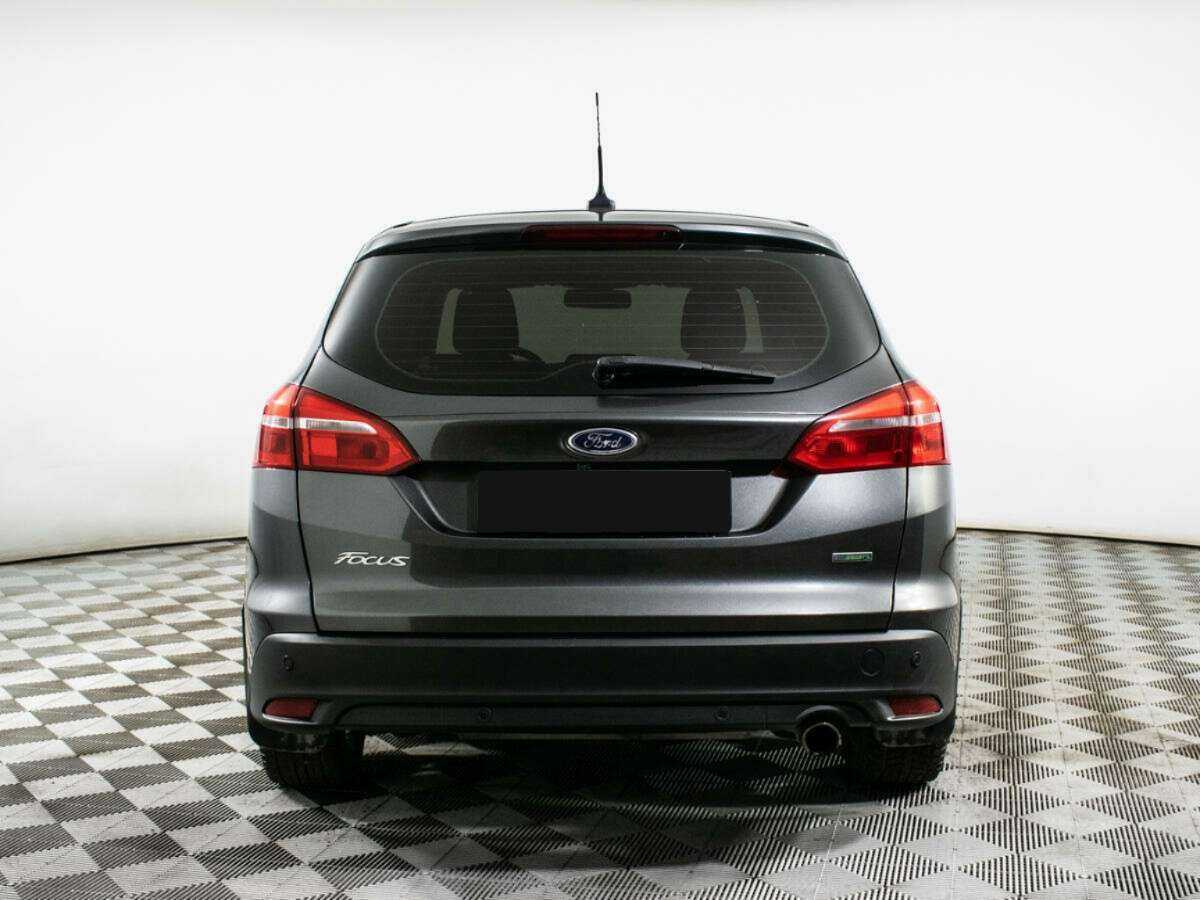 Купить Ford Focus с пробегом. Фото: #4