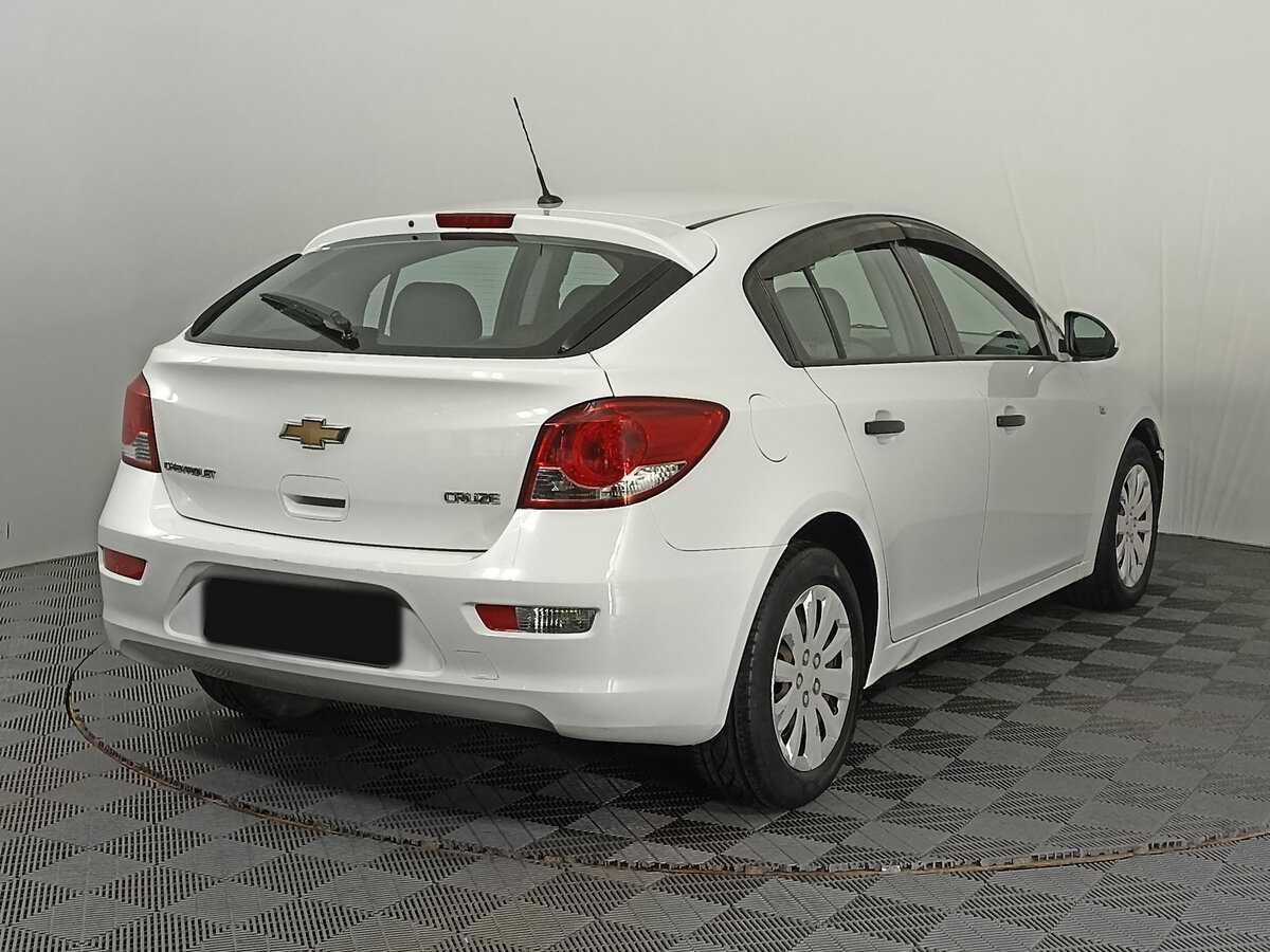 Купить Chevrolet Cruze с пробегом. Фото: #3