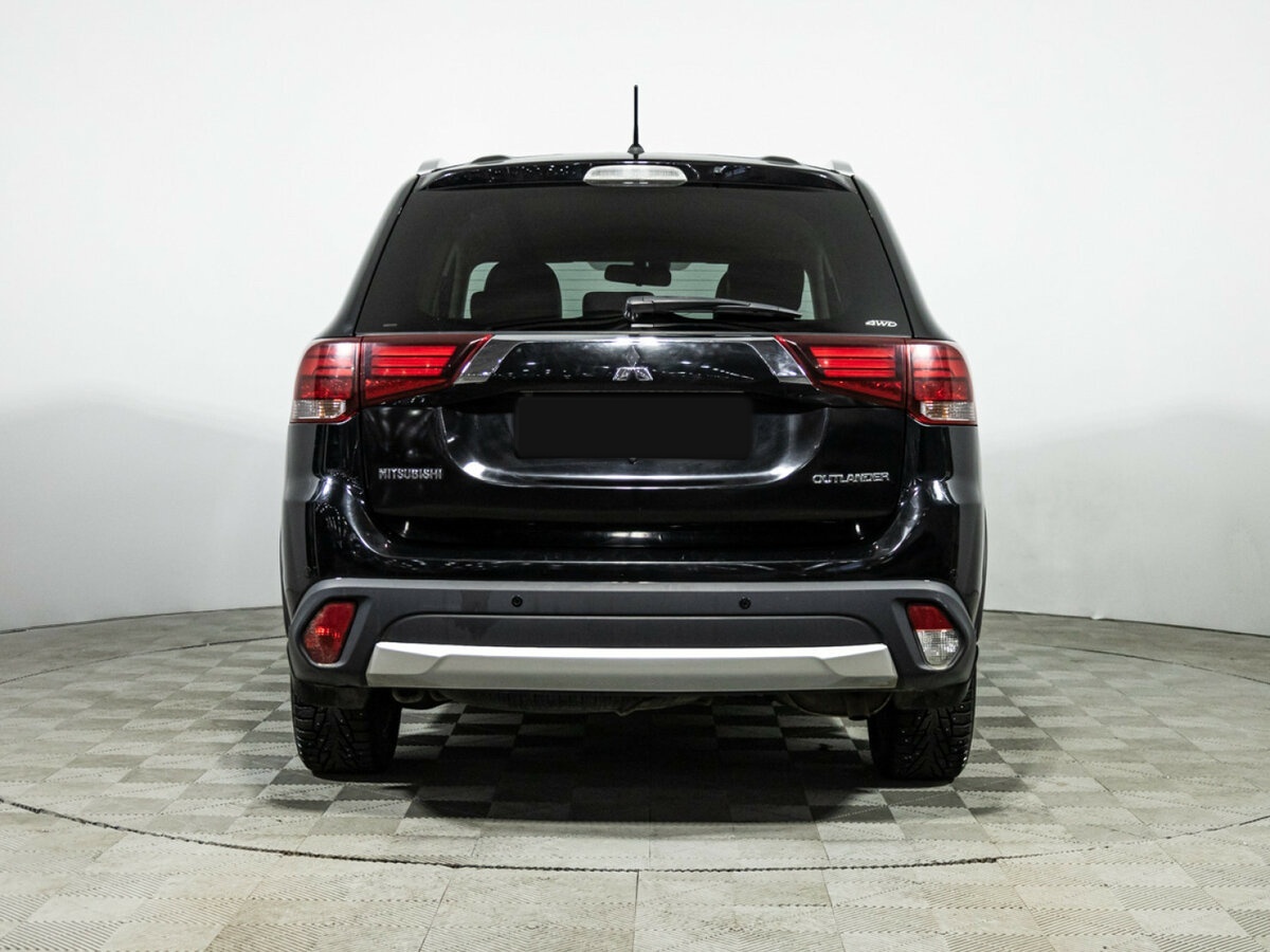 Купить Mitsubishi Outlander с пробегом. Фото: #4