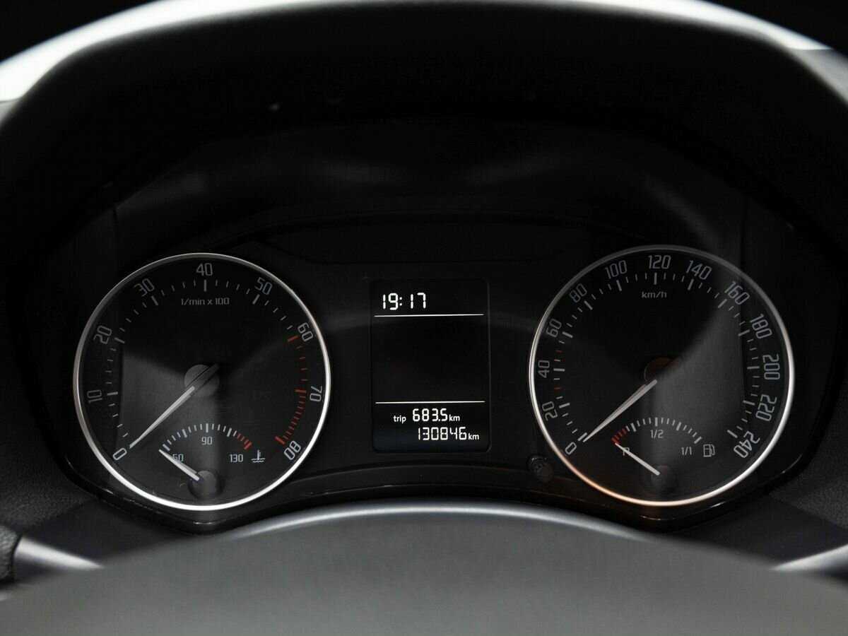 Купить Skoda Octavia с пробегом. Фото: #16