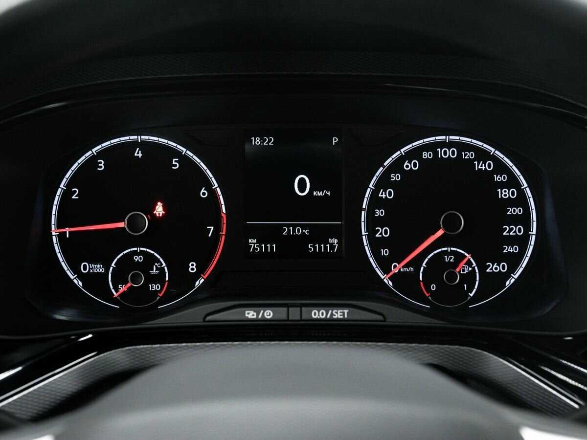 Купить Volkswagen Polo с пробегом. Фото: #20