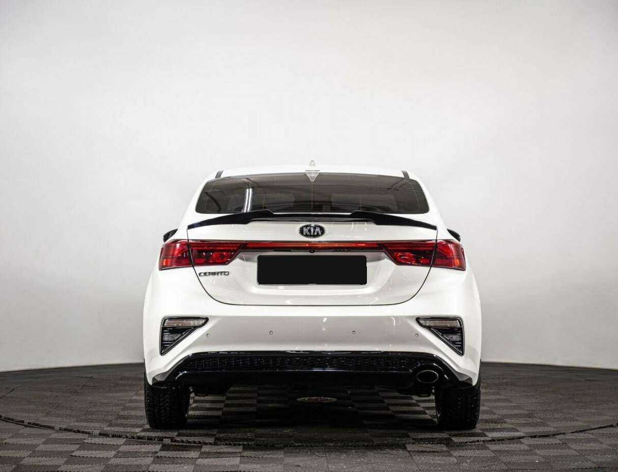 Купить Kia Cerato с пробегом. Фото: #4