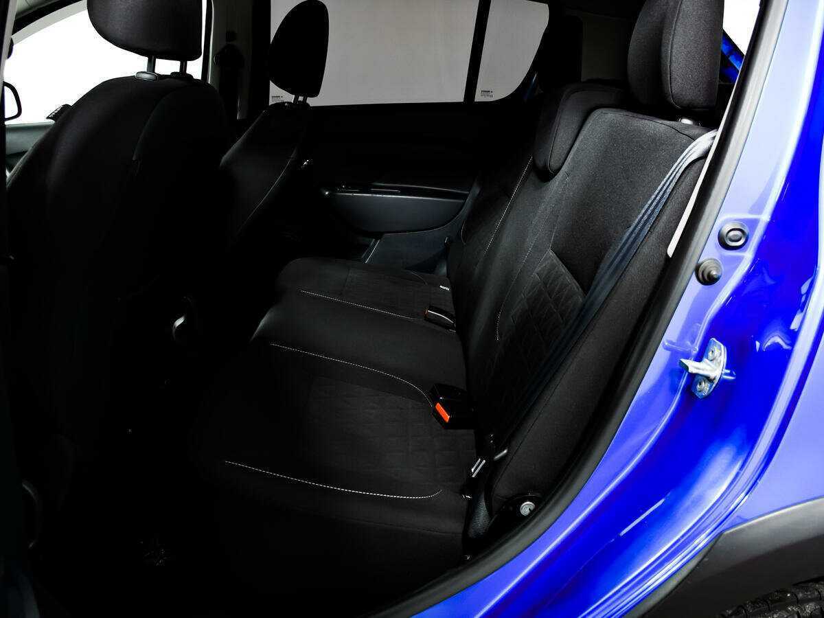 Купить Renault Sandero с пробегом. Фото: #11