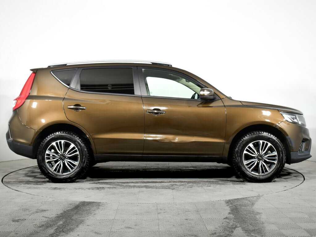 Купить Geely Emgrand X7 с пробегом. Фото: #3