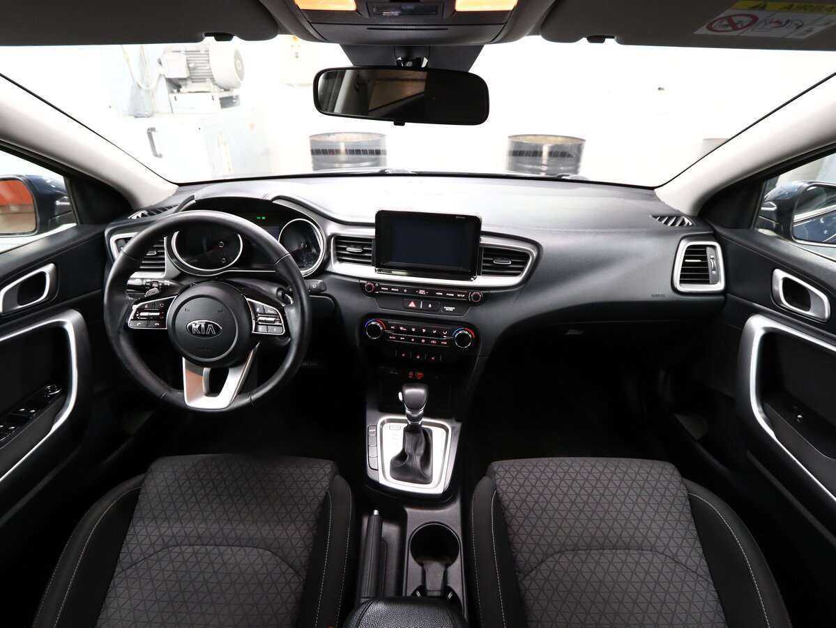 Купить Kia Ceed с пробегом. Фото: #15