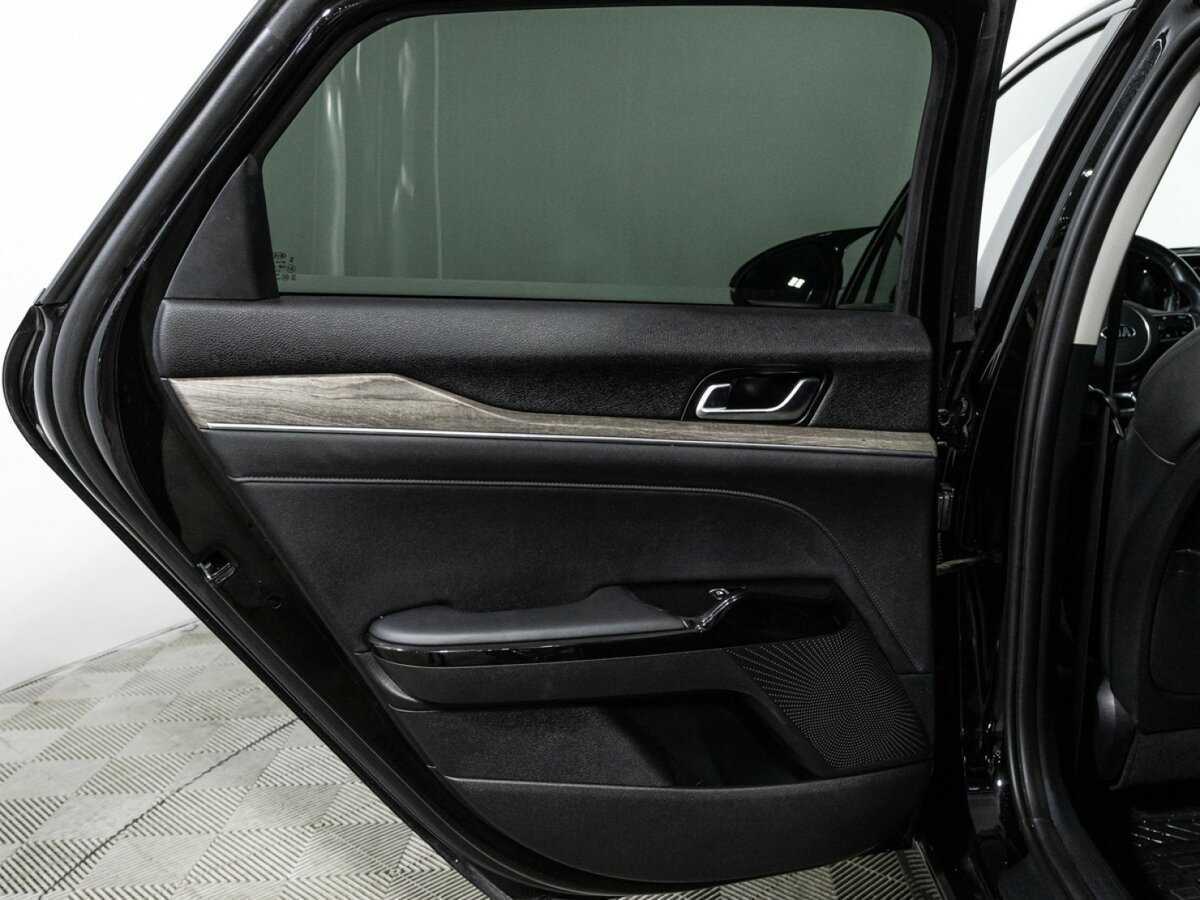 Купить Kia K5 с пробегом. Фото: #27