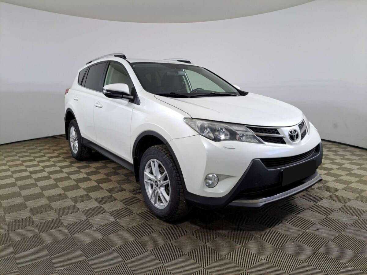 Купить Toyota RAV4 с пробегом. Фото: #2