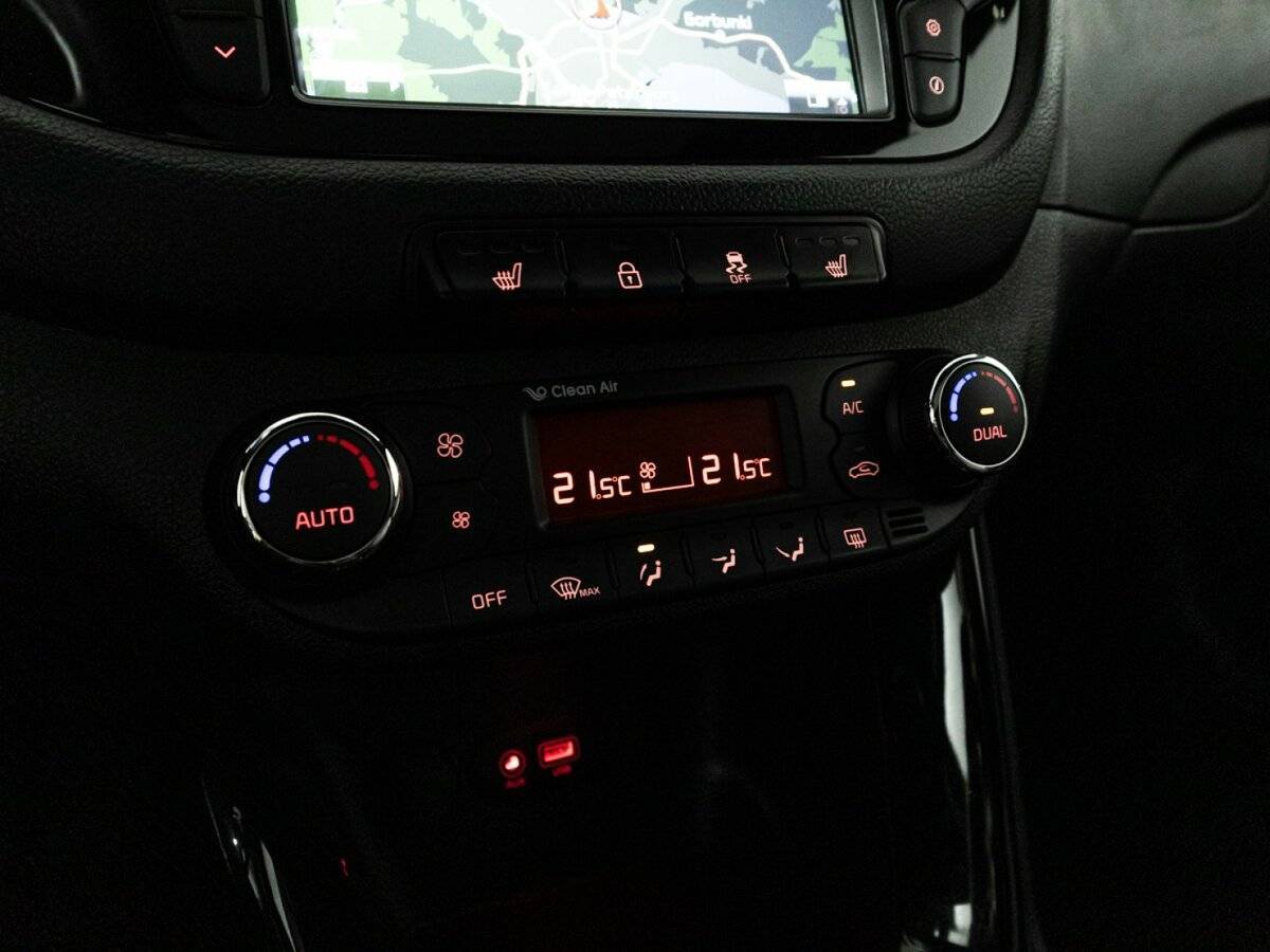 Купить Kia Ceed с пробегом. Фото: #18