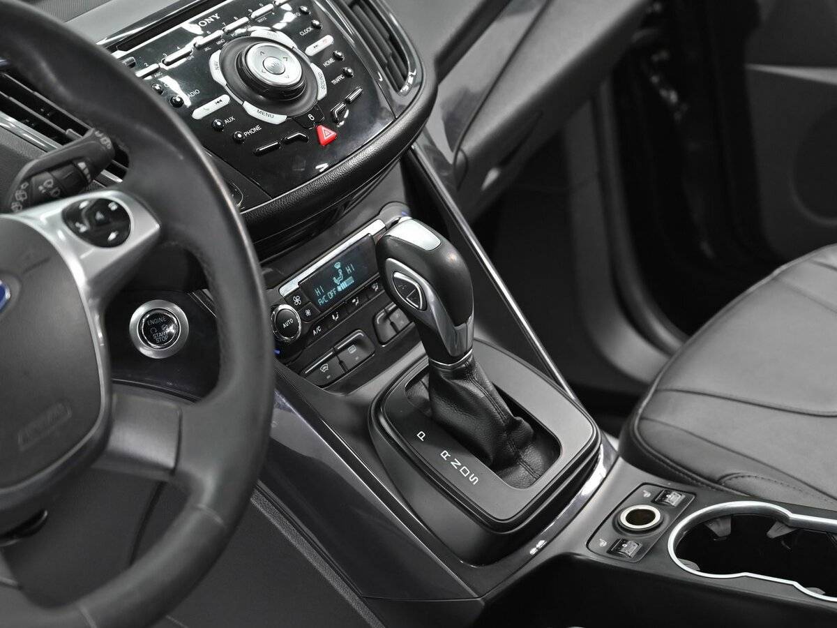 Купить Ford Kuga с пробегом. Фото: #10