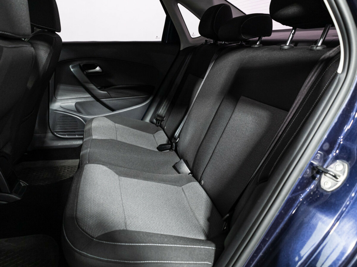 Купить Volkswagen Polo с пробегом. Фото: #9