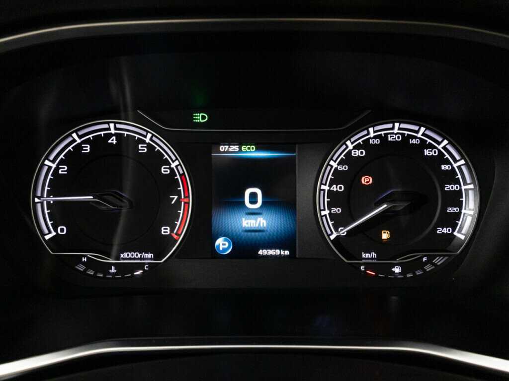 Купить Geely Coolray с пробегом. Фото: #11