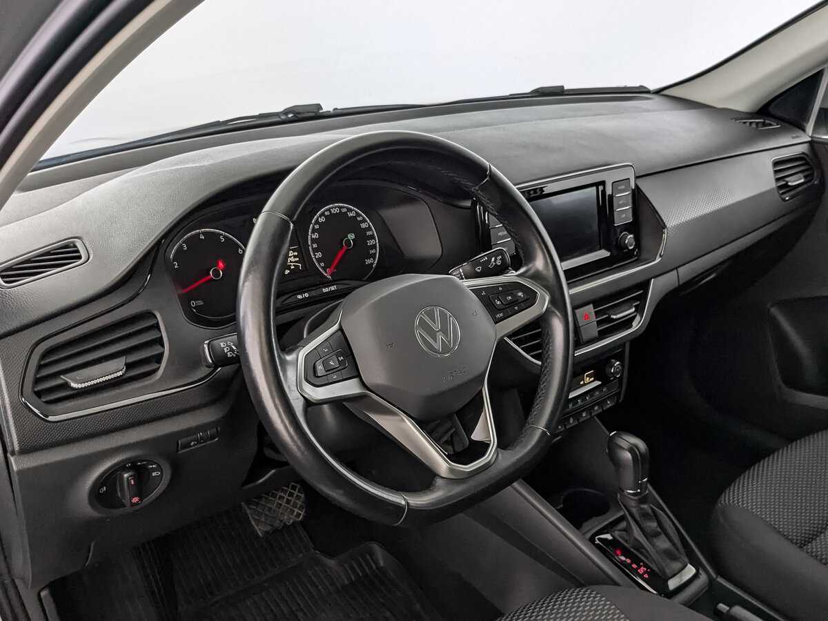 Купить Volkswagen Polo с пробегом. Фото: #10