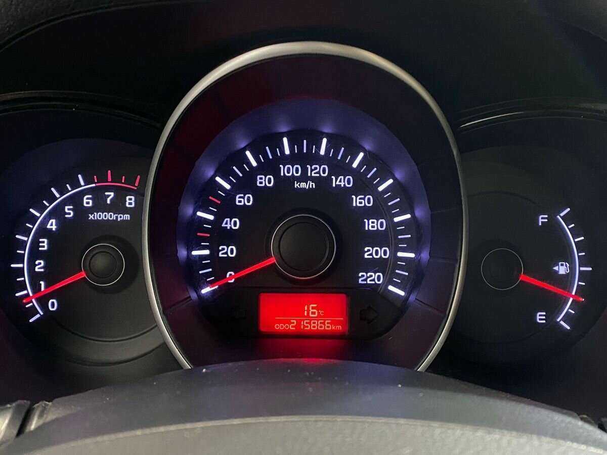 Купить Kia Rio с пробегом. Фото: #11