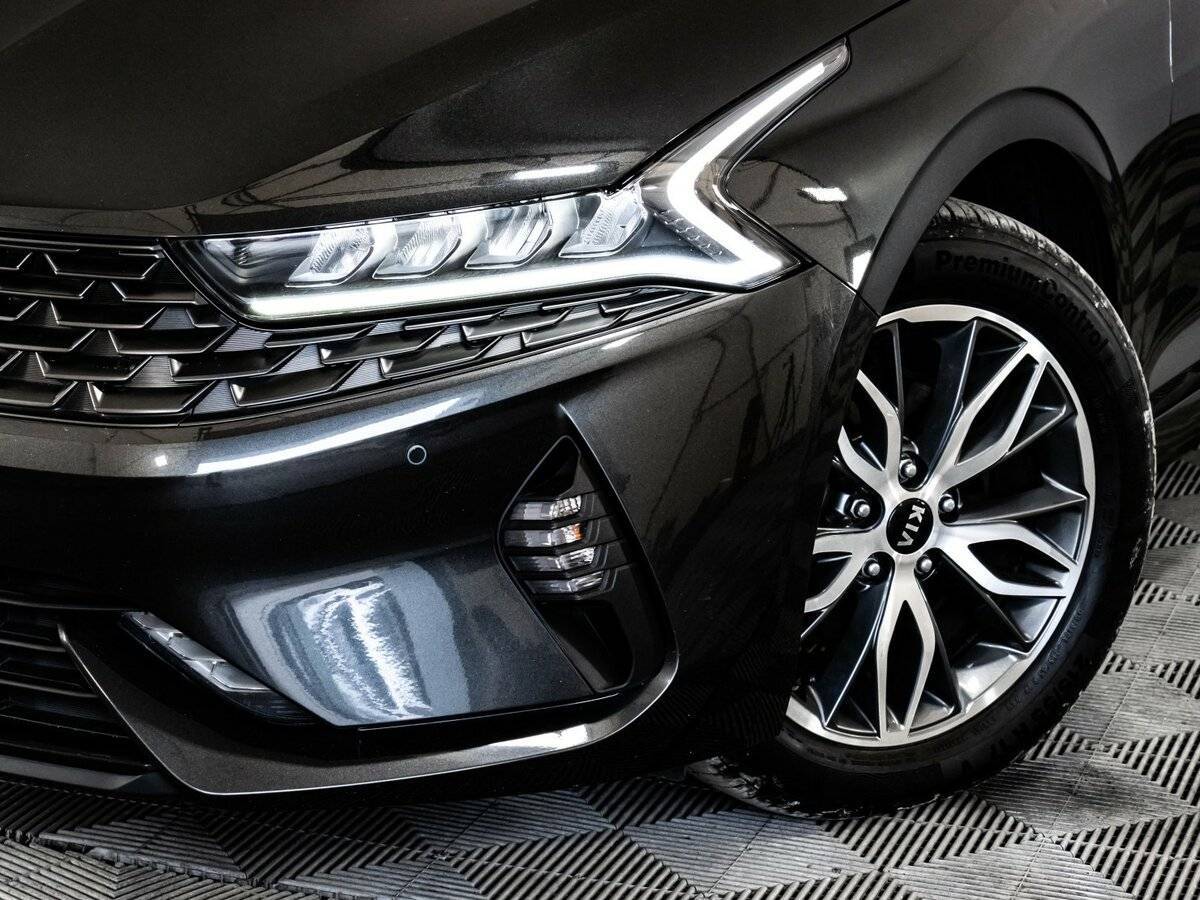 Купить Kia K5 с пробегом. Фото: #2