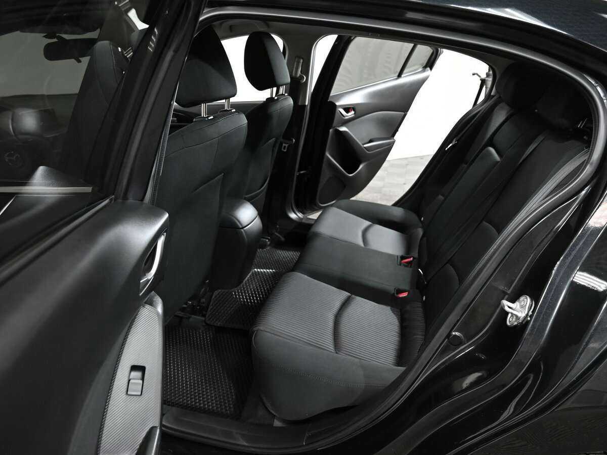 Купить Mazda 3 с пробегом. Фото: #5