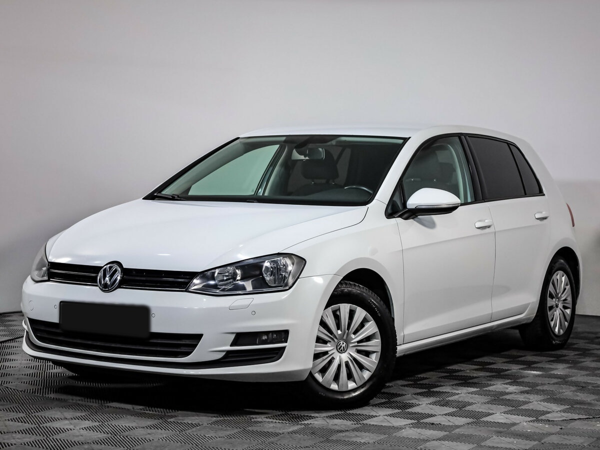 Купить Volkswagen Golf с пробегом. Посмотреть фото