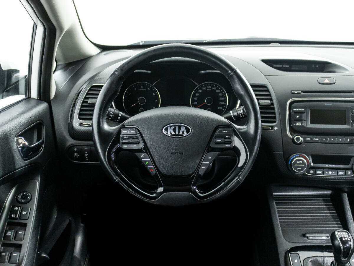 Купить Kia Cerato с пробегом. Фото: #15