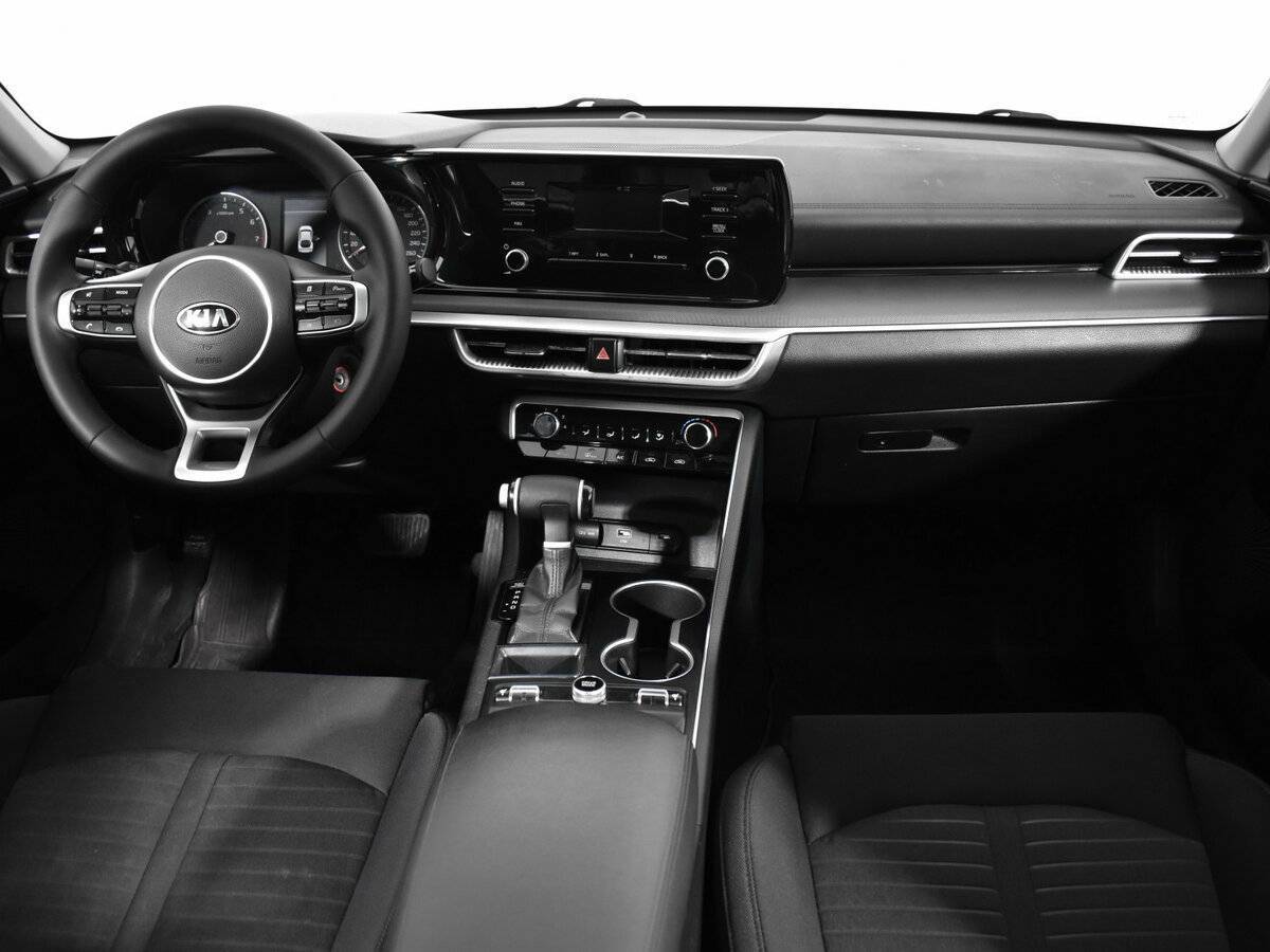 Купить Kia K5 с пробегом. Фото: #10