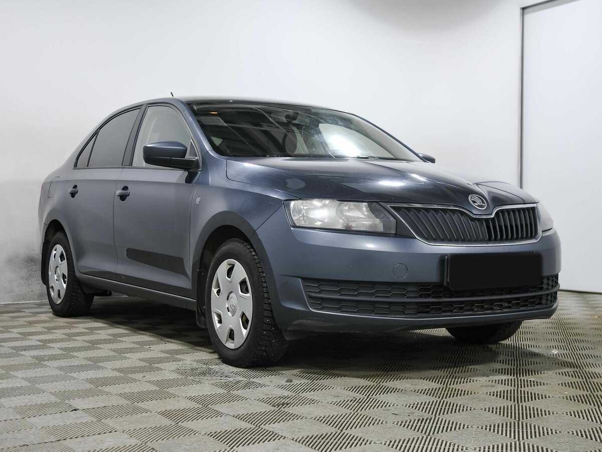 Купить Skoda Rapid с пробегом. Фото: #2