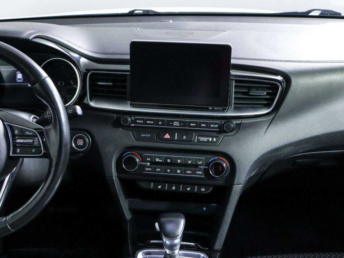 Купить Kia Ceed с пробегом. Фото: #11