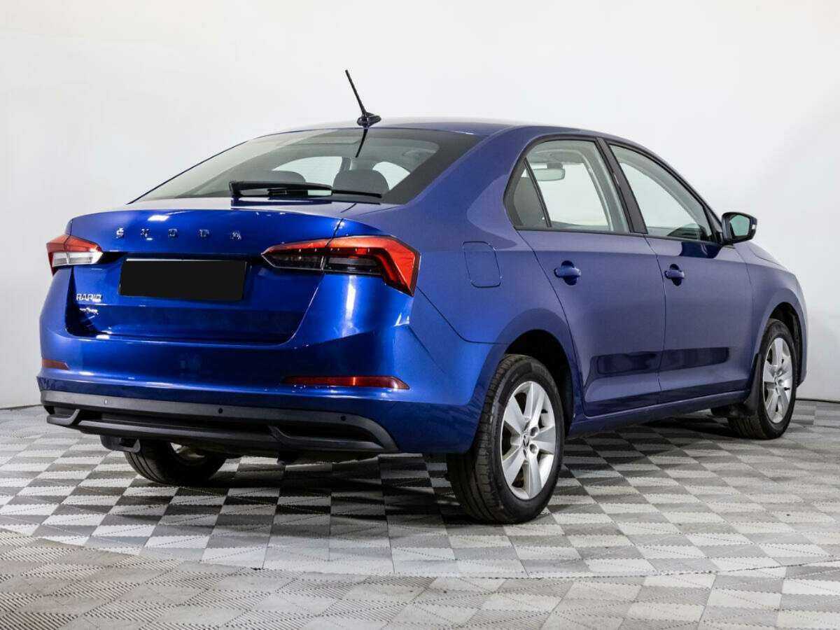 Купить Skoda Rapid с пробегом. Фото: #4