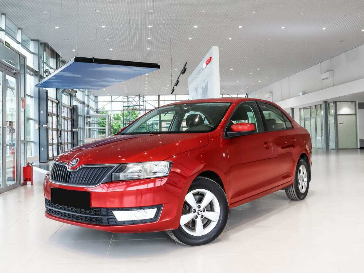 Купить Skoda Rapid с пробегом. Посмотреть фото